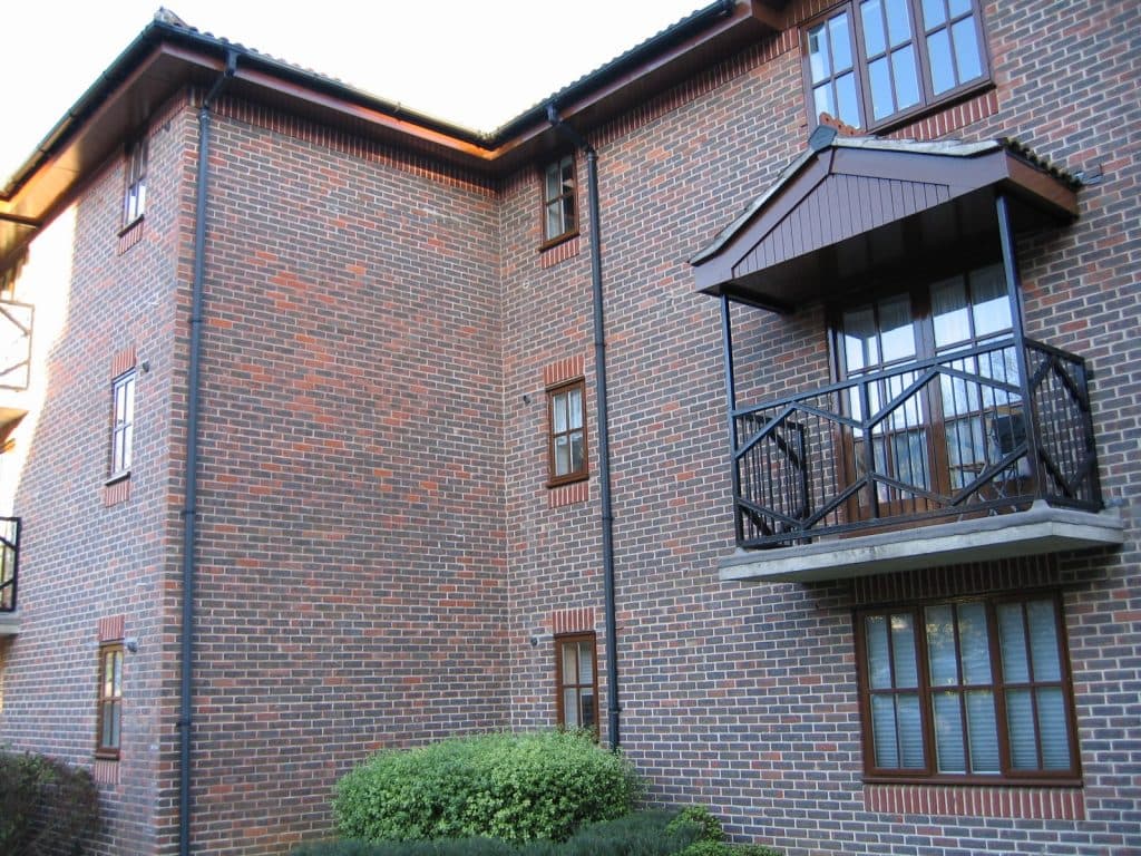 2 bed flat outside Brighton