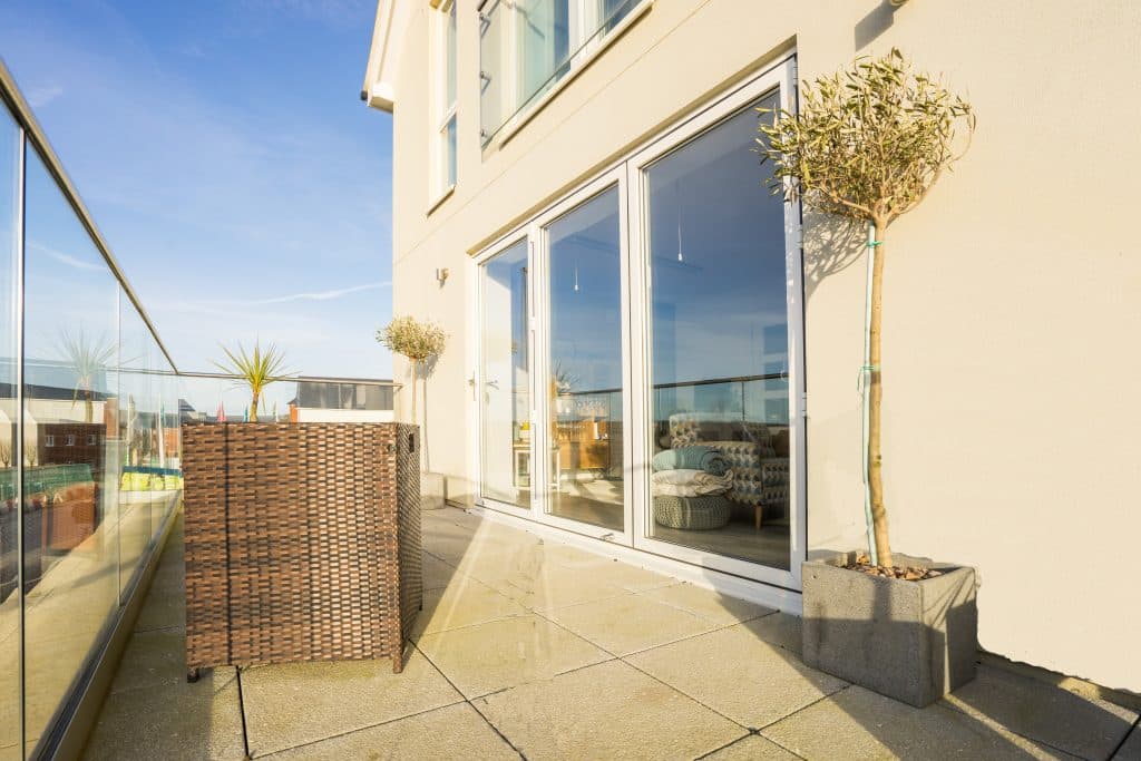 Tunbridge Wells 2016 New Build Detached gallery image 2