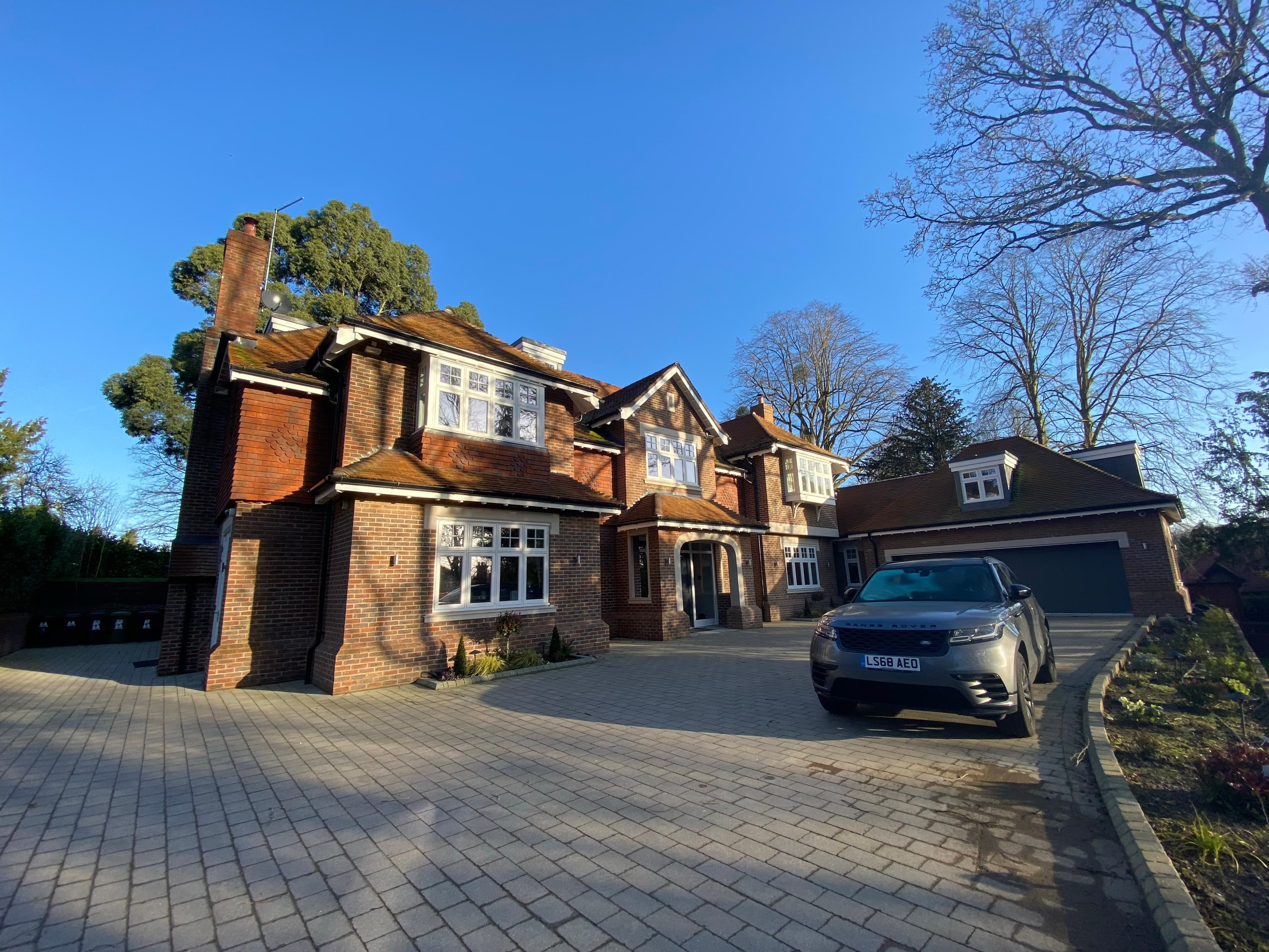 Oak Lodge