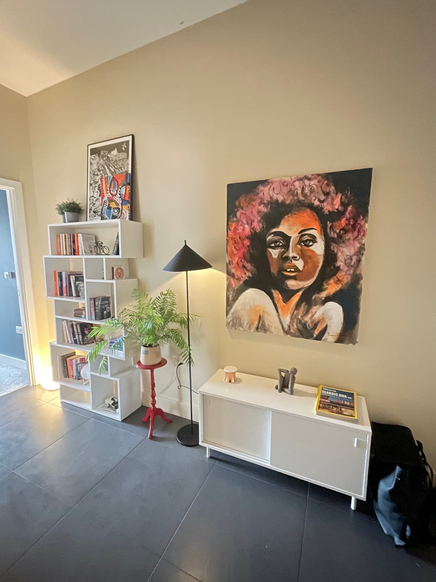 Loft style, sunny and quiet apartment with balcony gallery image 4