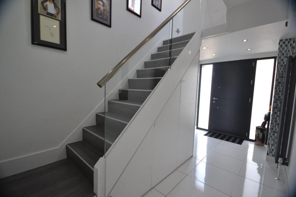 Family home in Borehamwood gallery image 2