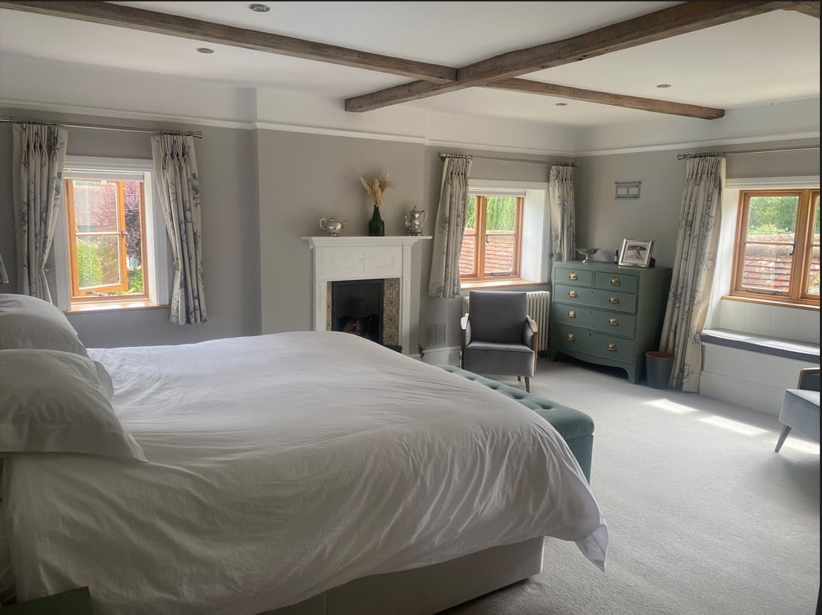 Stunning Grade 2 listed country house for film and photo shoots gallery image 3