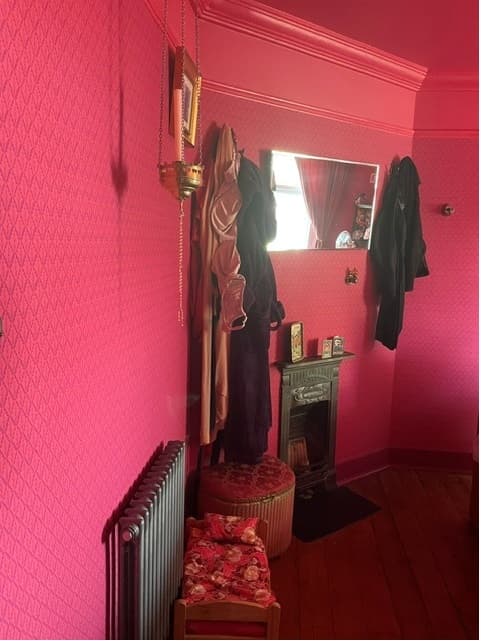 Victorian house in Rochester gallery image 2